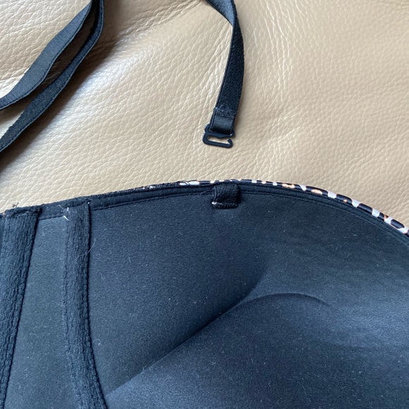 Victoria Secret Bombshell multi-way/multioptions Bra. 34DD add 2 size - Picture 14 of 14